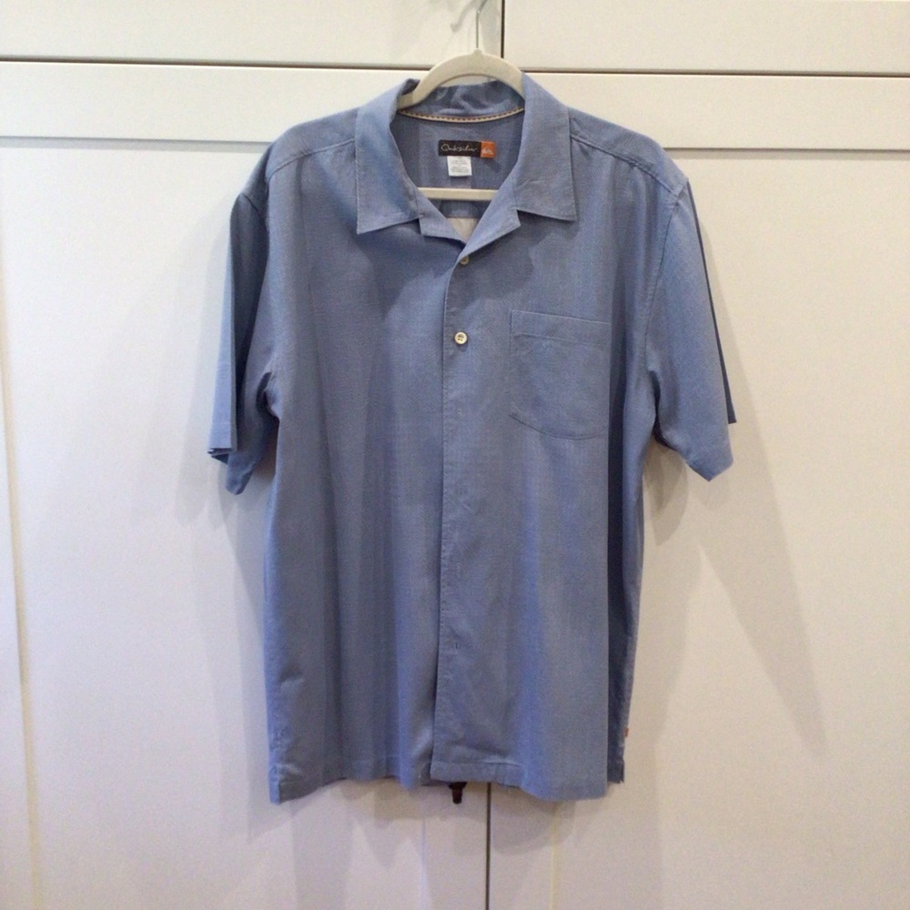 Quiksilver Button Down Shirt Men’s Size XL
